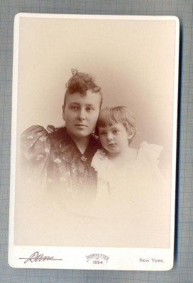 W151 FOTO CABINET- MAMA SI FICA IN TINUTA DE EPOCA-FOTOGRAF DANA - NEW YORK 1894 foto