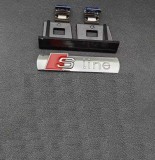 Set Embleme Audi S-Line Crom 3D Grila Fata + Aripi A1 A3 A4 B6 B8 B7 A5 A6 C5 C6 C7 Q3 Q5 Q7 TT Metal ABS