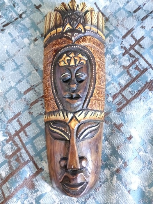 Masca din Bali