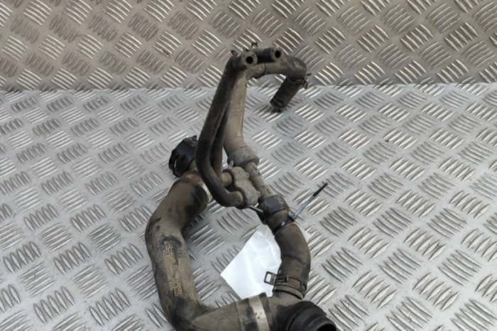 Furtun de lichid de răcire MERCEDES-BENZ E W213 2016 OEM: A2135014100,A2138309000 31347814