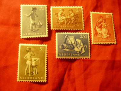 Serie Olanda 1954 - Ajutor pentru copii , 5 valori foto