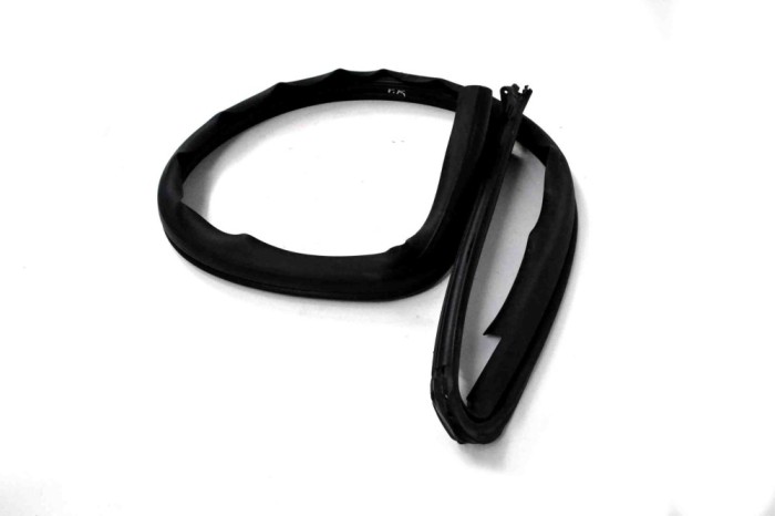 Garnitura ușă st&acirc;nga față JAGUAR F-TYPE Coupe X152 2018 OEM: 152C-Z04-L1