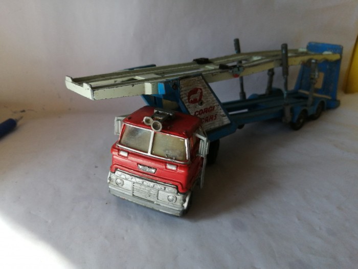 bnk jc Corgi 1138 Carrimore Car Transporter