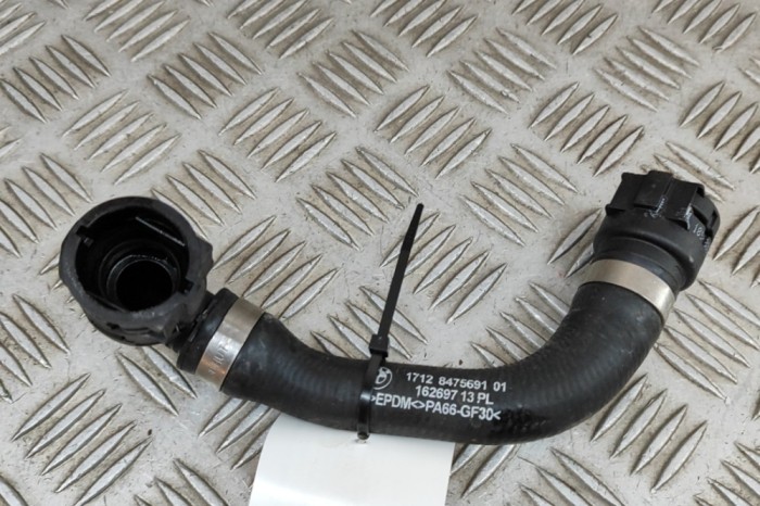 Furtun de lichid de răcire BMW i4 G26 2023 OEM: 8475691 23821065