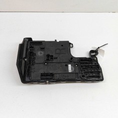 Modul de confort TESLA MODEL 3 2021 OEM: 1566853-00-A,1497848-00-E,1567454-00-B 27158022