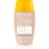 Bioderma Photoderm Nude Touch fluid tonifiant de protecție pentru piele mixtă și grasă SPF 50+ culoare Light Colour 40 ml