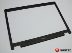 Rama capac LCD Toshiba Satellite L30 EABL1005014 foto