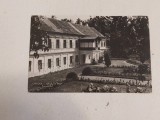 Vedere / Carte postala - R.P.R. - Oradea, Baile 1 MAI Sanatoriul, - foto alb-negru - circulata 1961, Fotografie