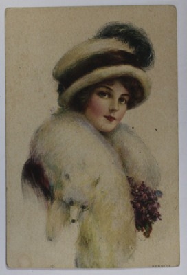 TANARA CU GULER DE VULPE de PAUL HECKSCHER , REPRODUCERE , CARTE POSTALA , 1915 foto