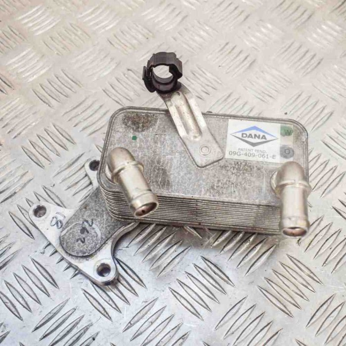 Răcitor de ulei VW GOLF VII 5G1, BQ1, BE1, BE2 2016 OEM: 09G409061E