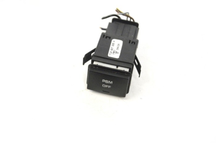 Comutator PORSCHE CAYENNE 9PA 2005 OEM: 7L5927225A 14446875