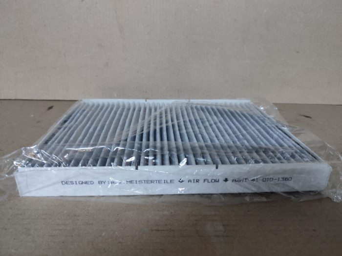 Filtru de polen Cabin Air filter AZMT-41-010-1380 /R11