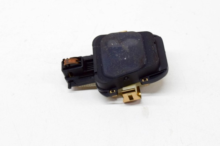 Senzor de ploaie MERCEDES-BENZ E W213 2017 OEM: A2139005511,10141207 12059973