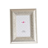 Rama foto argintie cu model embosat 10x15 cm