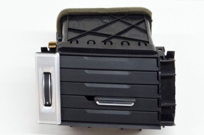 Gura de ventilație planșa de bord LAND ROVER RANGE ROVER EVOQUE L538 2017 OEM: BJ32-018B08-GC 14507124 foto