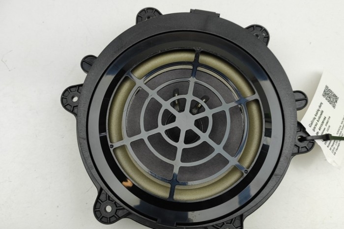 Difuzor ușă st&acirc;nga spate PORSCHE MACAN DKN 2021 OEM: 7PP035710C,361941-0010 | 31539164
