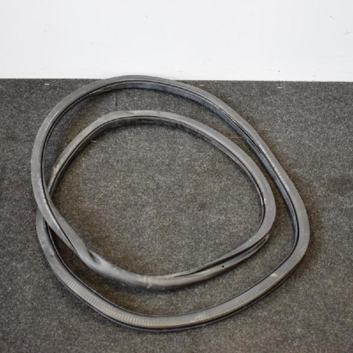 Garnitura ușă dreapta spate VW TIGUAN 5N_ 2013 OEM: 5N0867913 | 3525519