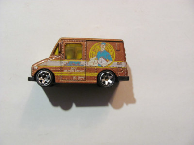 Masinuta / Duba metal &amp;quot;Delivery Service Truck&amp;quot; MATCHBOX 2015 / 1:68 / Thailanda foto