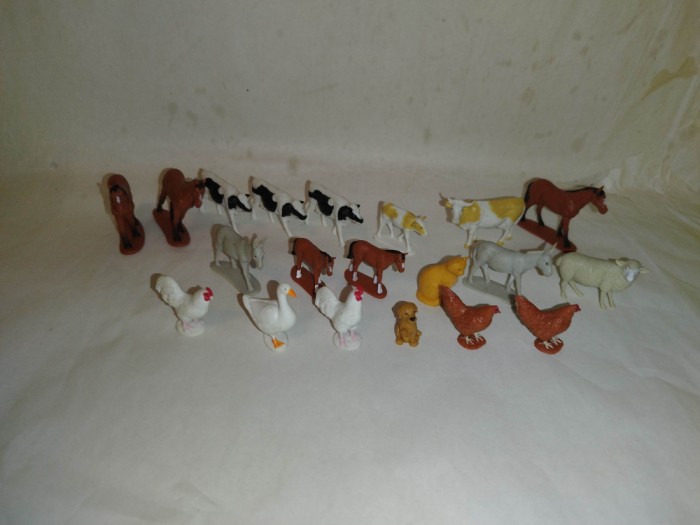 bnk jc Lot 20 figurine animale si pasari de ferma