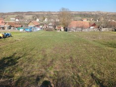 Teren intravilan 1681 mp + casa &icirc;n Stanciova (Recaș), la 33 min de Timișoara