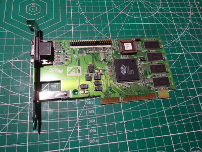 Placa video retro //ATI Rage 2C AGP foto