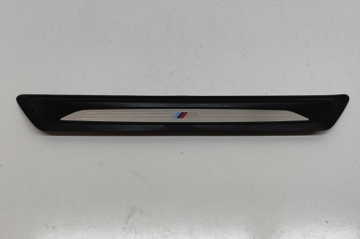 Ornament prag dreapta față BMW X1 F48 2016 OEM: 8051037 | 32053982 foto