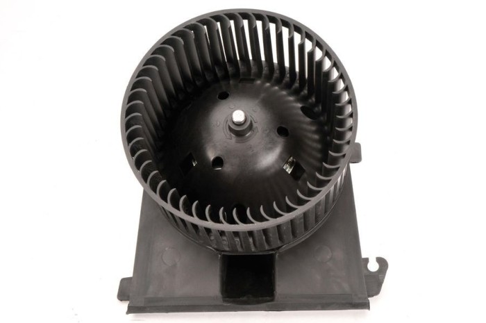 Electromotor, ventilatie interioara VW PASSAT Variant (3B5) (1997 - 2001) TOPRAN 109 899