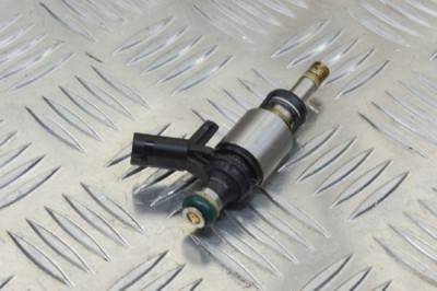 Injector de combustibil VW TIGUAN AD1 2018 OEM: 06G906036B,0261500318 11479971 foto