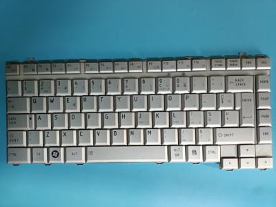 Tastatura TOSHIBA A300 A300D A305 A200 A205 L300 L455 L450 L450D L455D argintie foto