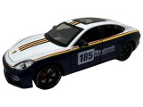 Macheta Auto Porsche Panamera Racing alb negru cu fum 1:24 metal lumini si sunete usi capota portbagaj deschise