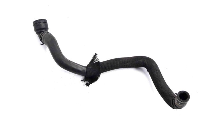 Furtun de lichid de răcire LAND ROVER RANGE ROVER VELAR L560 2018 OEM: GX63-8K534-AC 14321025