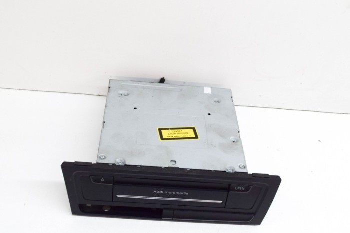Unitate radio CD navigație AUDI A5 8T3 2011 OEM: 8T1035652F,8T1035652D 21114505