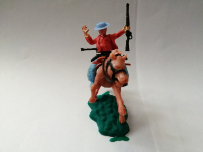 bnk jc Figurina de plastic - cowboy calare - copie dupa Timpo foto