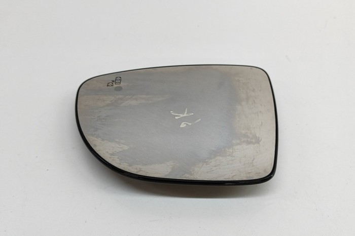 Sticla oglinda ușă st&acirc;nga față NISSAN LEAF ZE1 2019 OEM: 96366-5SJ0B 28990339