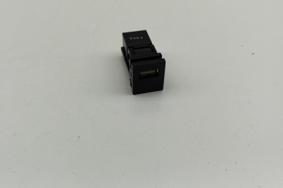 USB TOYOTA YARIS CROSS MXP_ 2021 OEM: 86190-12070 31280192 foto