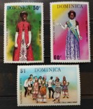 BC212, Dominica 1973, 3 timbre Ziua Nationala,costume populare