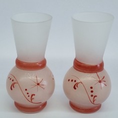 Vaze mici (set) sticla romaneasca veche, vintage pictate manual