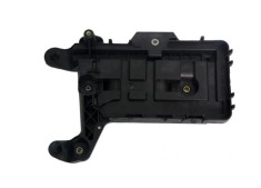Suport baterie fata AUDI A3 (8P), Q3 (8U), SEAT ALHAMBRA (7N), ALTEA (5P1/5P5), LEON (1P1/5F), TOLEDO (5P2), Skoda OCTAVIA II (1Z), SUPERB (3T), YETI