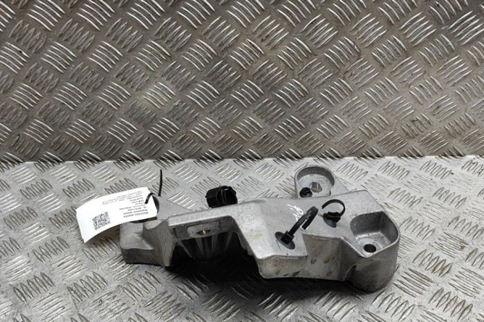 Suport punte dreapta BMW iX1 U11 BEV 2023 OEM: 9796439 | 27611022