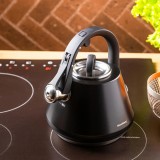 Fierbator negru mat, ceainic din otel cu fluier, 2.5 L, Klausberg