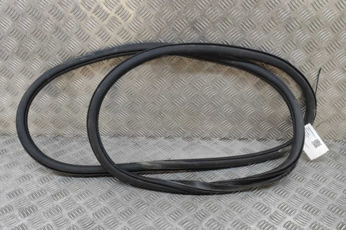 Garnitura ușă st&acirc;nga față AUDI Q4 Sportback F4N 2024 OEM: 11A867911B | 30344037