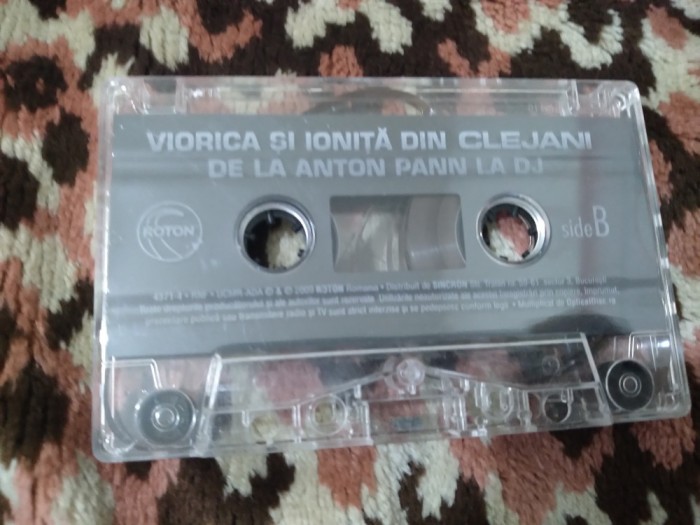 CASETA AUDIO VIORICA SI IONITA DIN CLEJANI RARA!!!!ORIGINALA FARA CARCASA