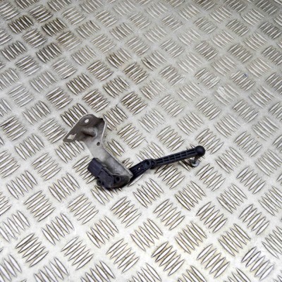 Senzor de nivel &amp;icirc;nălțime st&amp;acirc;nga spate TESLA MODEL S 2014 OEM: 6006523-00-B,1027971-00-A 17092327 foto