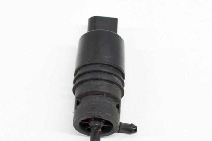 Motor rezervor lichid de parbriz MERCEDES-BENZ E W212 2015 OEM: A2218690121,3028232 15241859