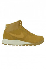 Pantofi Sport Nike Hoodland Suede - 654888-727 foto