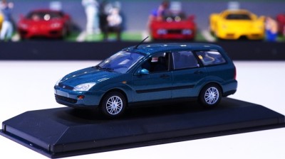 1999 Ford Focus Turnier - Minichamps 1/43 foto