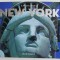 A PHOTO TOUR OF NEW YORK by BOB KRIST , 2007 , PREZINTA URME DE INDOIRE SI DE UZURA