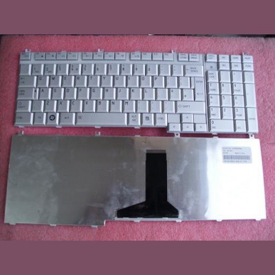 Tastatura laptop second hand TOSHIBA A500 L500 SILVER US foto