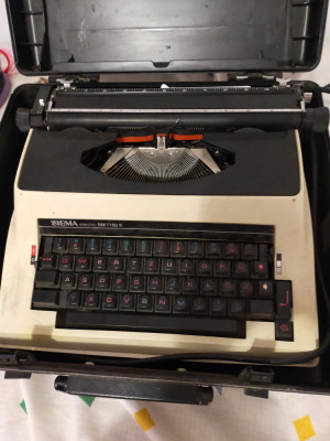 Mașină de scris SIGMA electric SM7750K foto