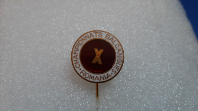 insigna Campionatul Balcanic Romania 1977 foto